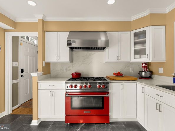 11688 Stockbridge Lane, Reston VA 20194