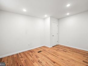 2033 Hope Street, Philadelphia PA 19122