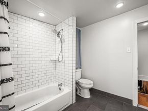 2033 Hope Street, Philadelphia PA 19122