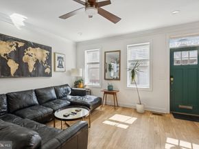 309 Greenwich Street, Philadelphia PA 19147