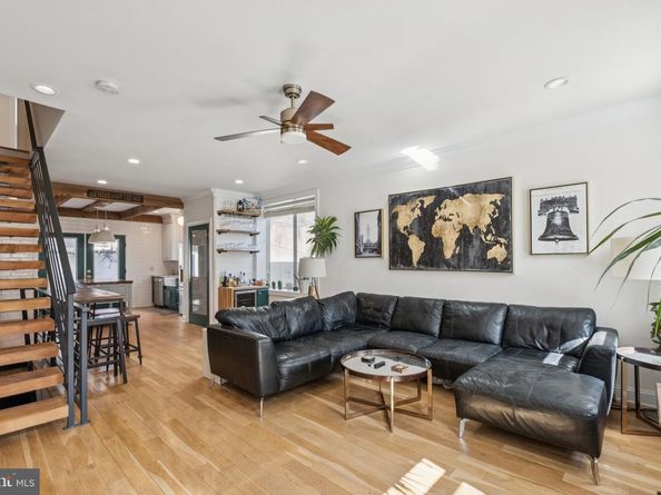 309 Greenwich Street, Philadelphia PA 19147