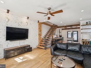 309 Greenwich Street, Philadelphia PA 19147