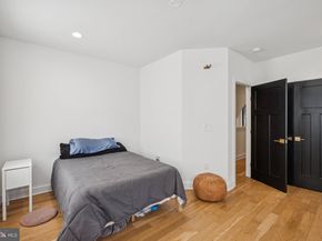 309 Greenwich Street, Philadelphia PA 19147