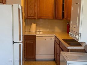 5720 Wissahickon Avenue C17, Philadelphia PA 19144