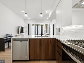 1723 Francis Street 3F, Philadelphia PA 19130