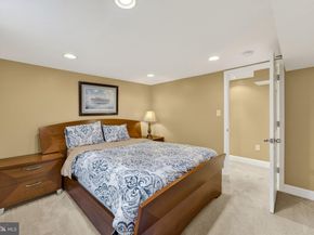 7139 Parkview Avenue, Falls Church VA 22042