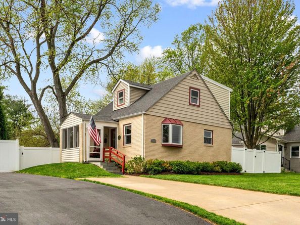 7139 Parkview Avenue, Falls Church VA 22042