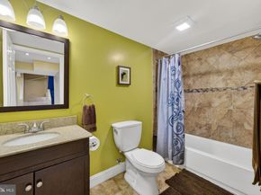 7139 Parkview Avenue, Falls Church VA 22042