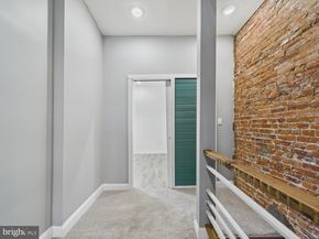 654 N 36TH Street, Philadelphia PA 19104