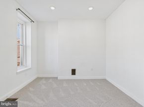 654 N 36TH Street, Philadelphia PA 19104