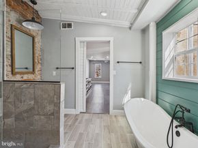 654 N 36TH Street, Philadelphia PA 19104