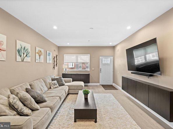 505 N 41st Street, Philadelphia PA 19104