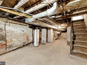 212 Fairmount Avenue, Philadelphia PA 19123
