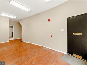 212 Fairmount Avenue, Philadelphia PA 19123
