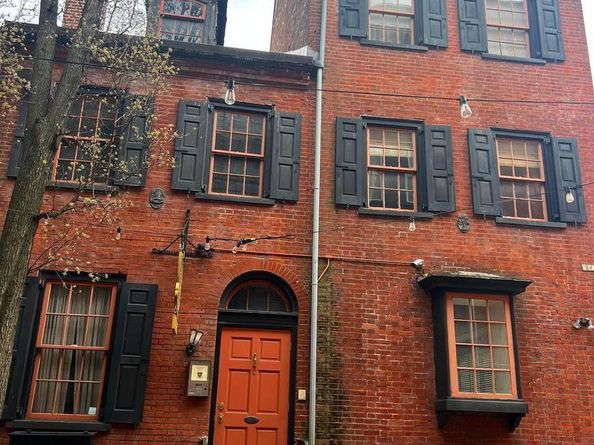 251 S Camac Street, Philadelphia PA 19107