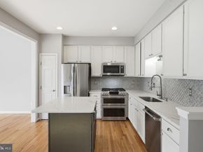 47456 Sharpskin Island Square, Sterling VA 20165