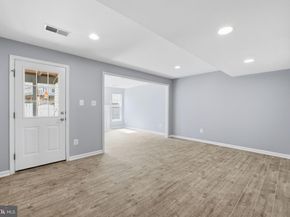 47456 Sharpskin Island Square, Sterling VA 20165