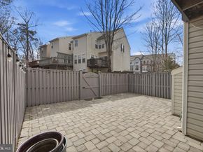 47456 Sharpskin Island Square, Sterling VA 20165