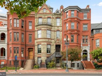 6 Logan Circle NW