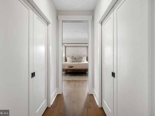 8650 Mchenry Street, Vienna VA 22180