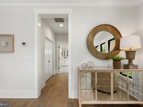 8650 Mchenry Street, Vienna VA 22180