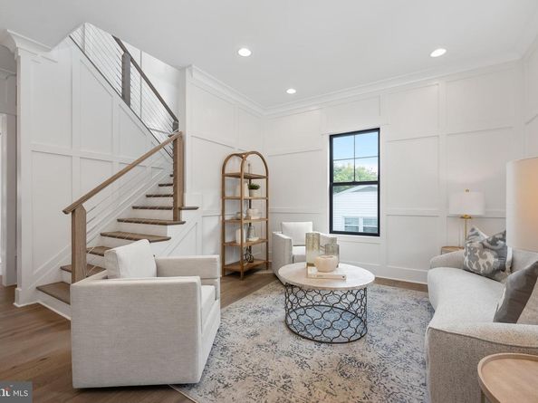 8650 Mchenry Street, Vienna VA 22180