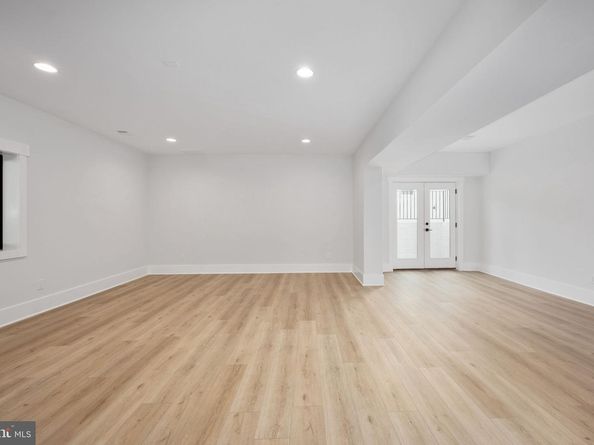 8650 Mchenry Street, Vienna VA 22180