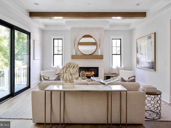 8650 Mchenry Street, Vienna VA 22180