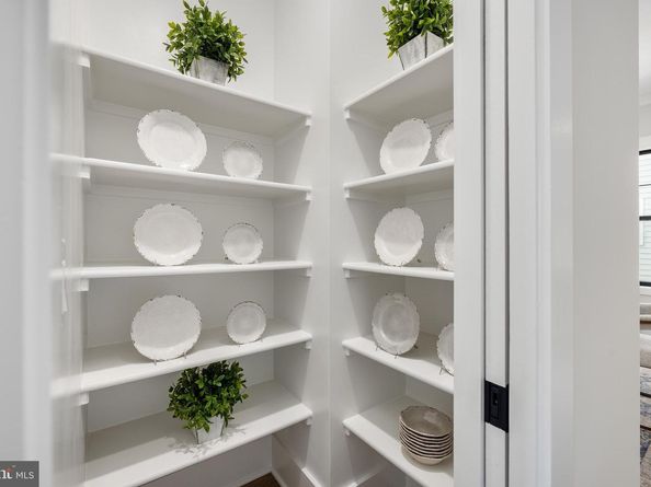 8650 Mchenry Street, Vienna VA 22180