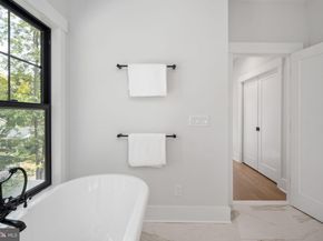 8650 Mchenry Street, Vienna VA 22180