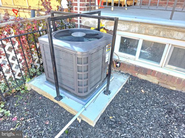 3934 Howland Street, Philadelphia PA 19124