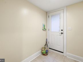 1004 11TH Street NE, Washington DC 20002