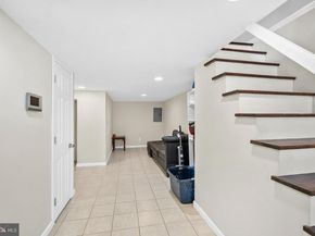 2402 S Lee Street, Philadelphia PA 19148