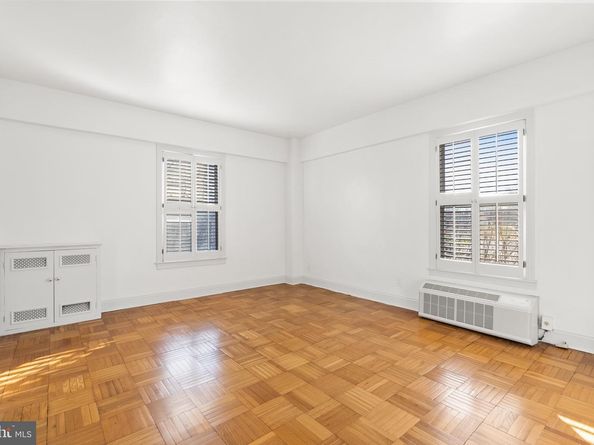 2500 Q Street NW 214, Washington DC 20007