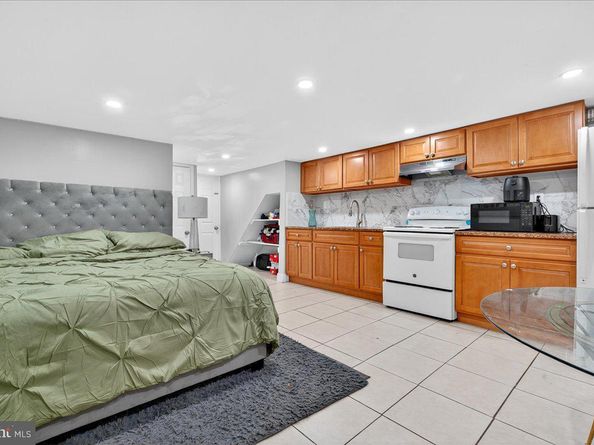 1440 Robbins Avenue, Philadelphia PA 19149