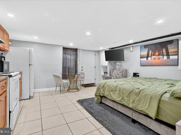 1440 Robbins Avenue, Philadelphia PA 19149