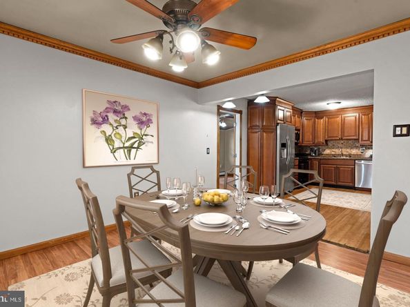 212 Plumbridge Drive, Levittown PA 19056