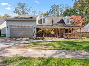 212 Plumbridge Drive, Levittown PA 19056