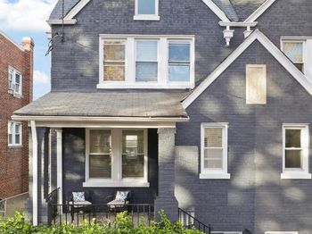 521 Quintana Place NW