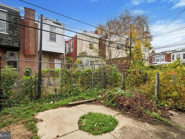 6105 Locust Street, Philadelphia PA 19139