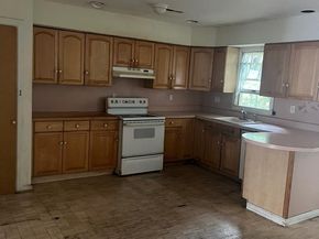 1016 E Moyamensing Avenue, Philadelphia PA 19147