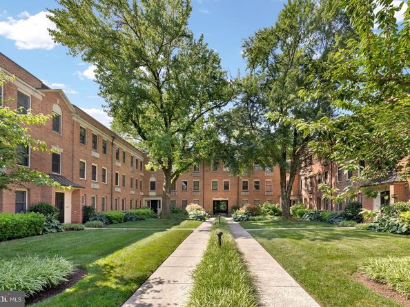 4818 Chevy Chase Drive 303, Chevy Chase MD 20815