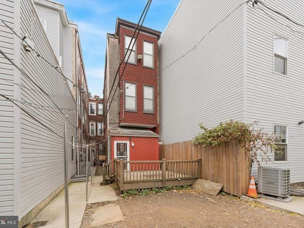 1427 W Diamond Street, Philadelphia PA 19121