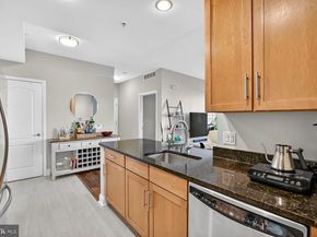 1111 Oronoco Street 125, Alexandria VA 22314