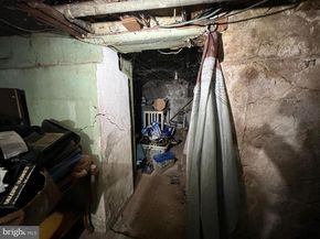 1809 S Chadwick Street, Philadelphia PA 19145