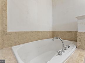 1815 Potomac Greens Drive, Alexandria VA 22314