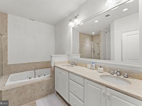 1815 Potomac Greens Drive, Alexandria VA 22314