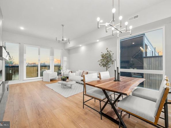 2201 E Somerset Street B4 UPPER, Philadelphia PA 19134