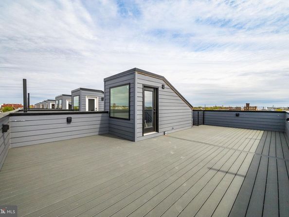 2201 E Somerset Street B4 UPPER, Philadelphia PA 19134