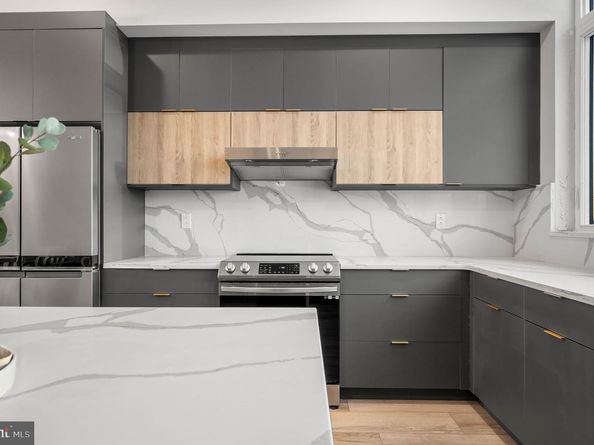 2201 E Somerset Street B4 UPPER, Philadelphia PA 19134